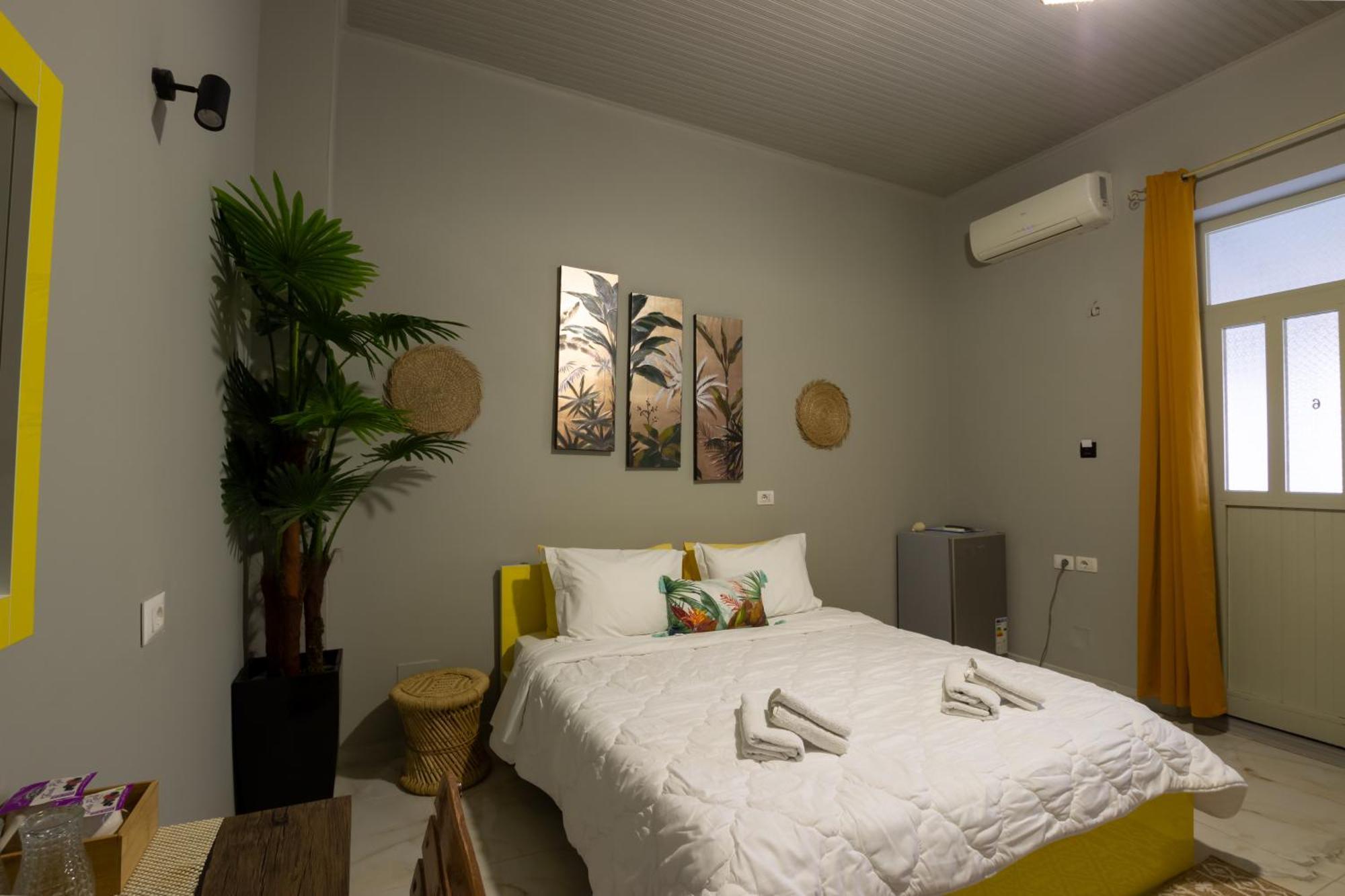 Jonian Boutique Hotel Sarande Room photo